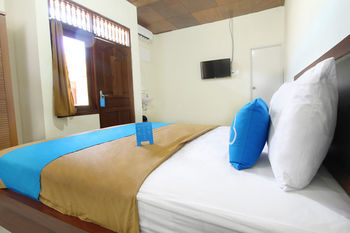 Reddoorz @ Sehati Raya Kuta Legian  Bagian luar foto